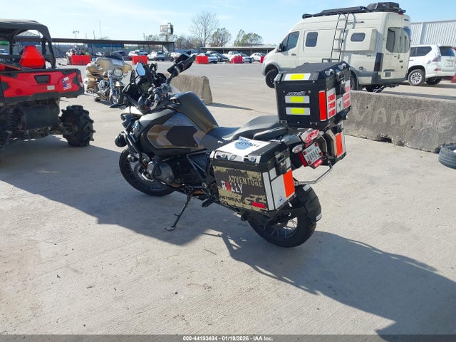 WB10J5308KZF77878 BMW R 1250 Gs Adventure