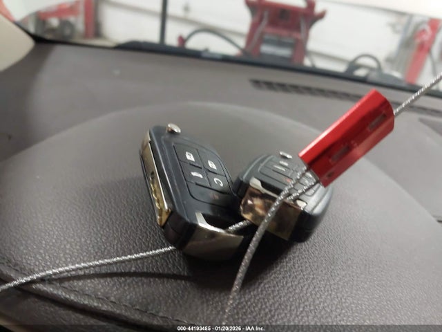 44193485 :رقم المزاد ، 1G4GC5E38CF305586 vin ، 2012 Buick Lacrosse Leather Group مزاد بيع