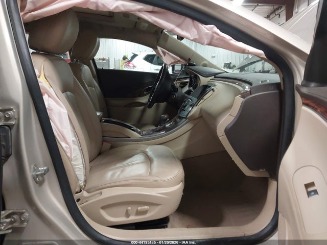 44193485 :رقم المزاد ، 1G4GC5E38CF305586 vin ، 2012 Buick Lacrosse Leather Group مزاد بيع