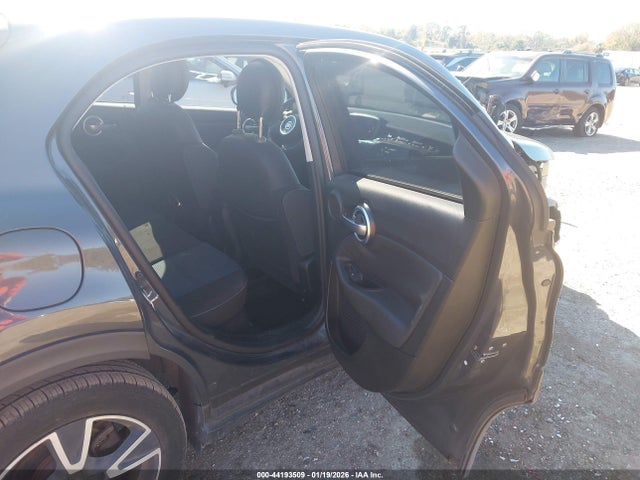 2018 FIAT 500X ZFBCFXAB1JP676523 Photo 7
