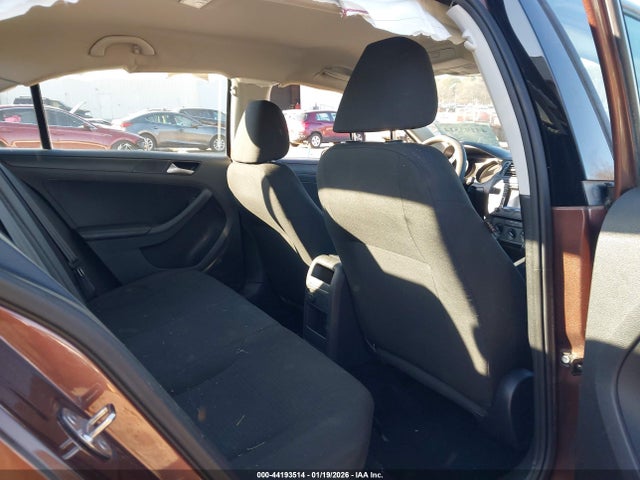 44193514 :رقم المزاد ، 3VW267AJ8GM407074 vin ، 2016 Volkswagen Jetta 1.4t S مزاد بيع