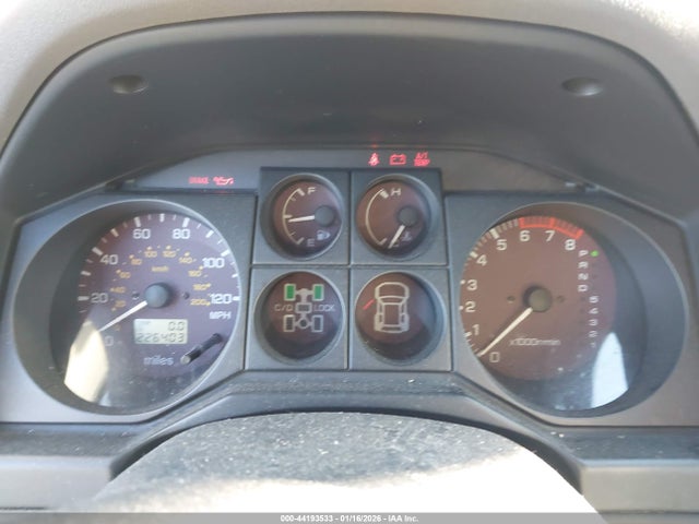 2001 MITSUBISHI MONTERO JA4MW51R91J012048 Photo 6