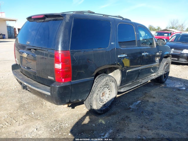 2011 CHEVROLET TAHOE 1GNSKCE06BR347545 Photo 3