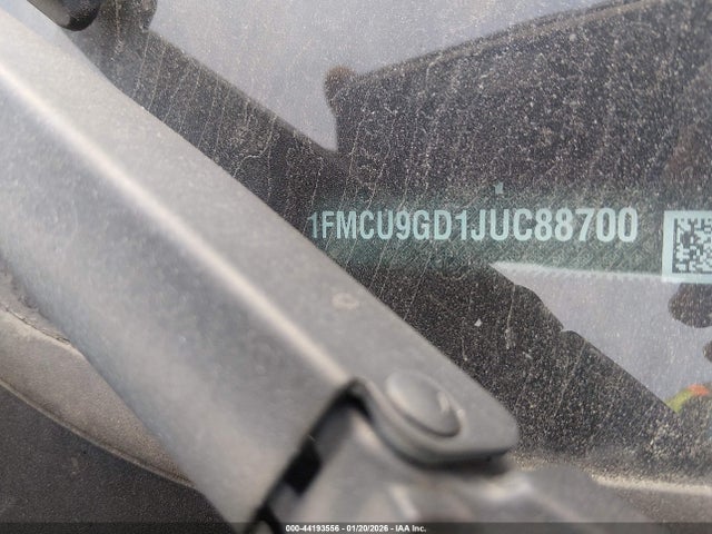 1FMCU9GD1JUC88700 Ford ESCAPE SE