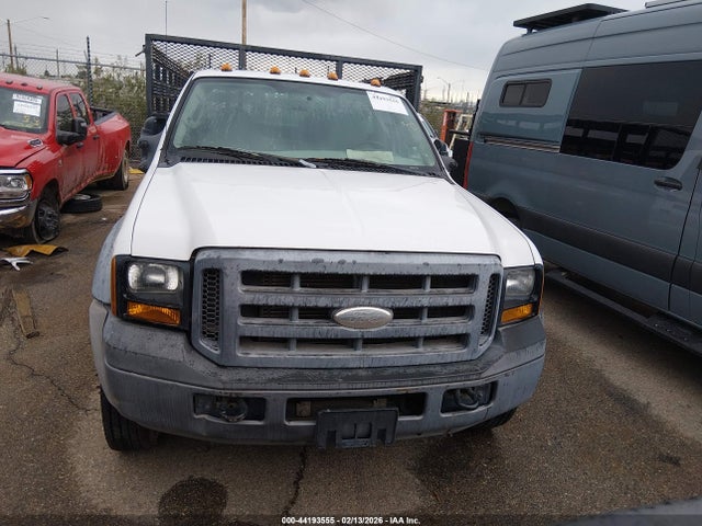 2007 Ford F-550 Chassis Xl/xlt მანქანა იყიდება აუქციონზე, vin: 1FDAF56P17EB12416, აუქციონის ნომერი: 44193555