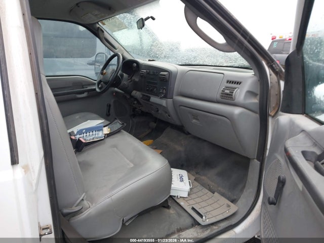 2007 Ford F-550 Chassis Xl/xlt მანქანა იყიდება აუქციონზე, vin: 1FDAF56P17EB12416, აუქციონის ნომერი: 44193555
