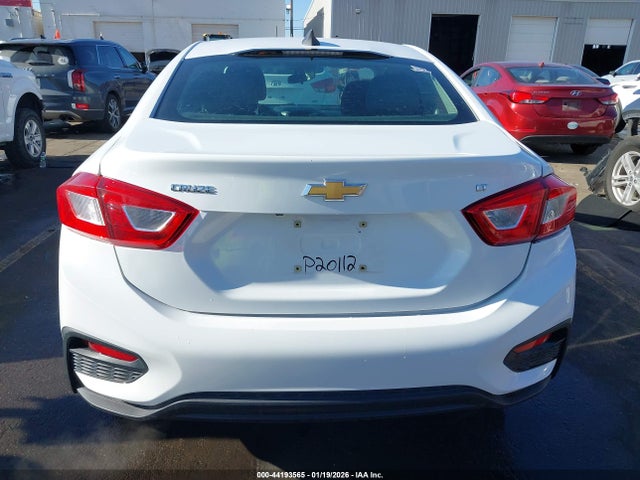 Chevrolet Cruze Ls Auto 2018 1G1BC5SM9J7218615 Image 16