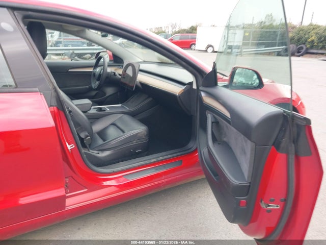 2021 TESLA MODEL 3 5YJ3E1EB3MF079735 Photo 4
