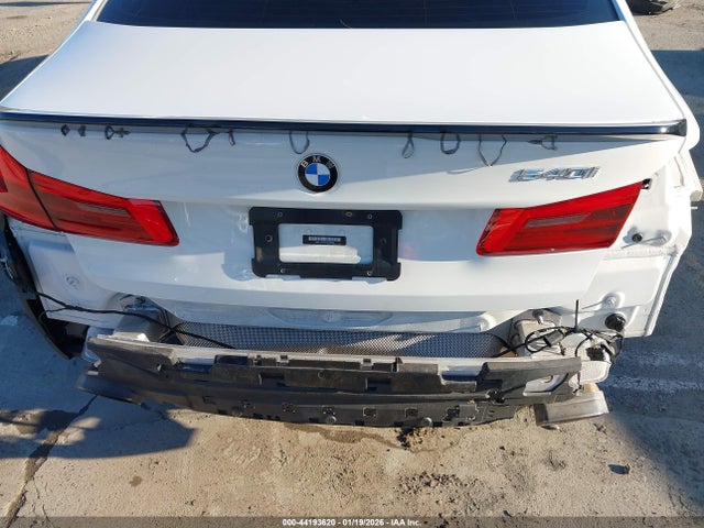 WBAJE5C5XJWA96664 BMW 540I