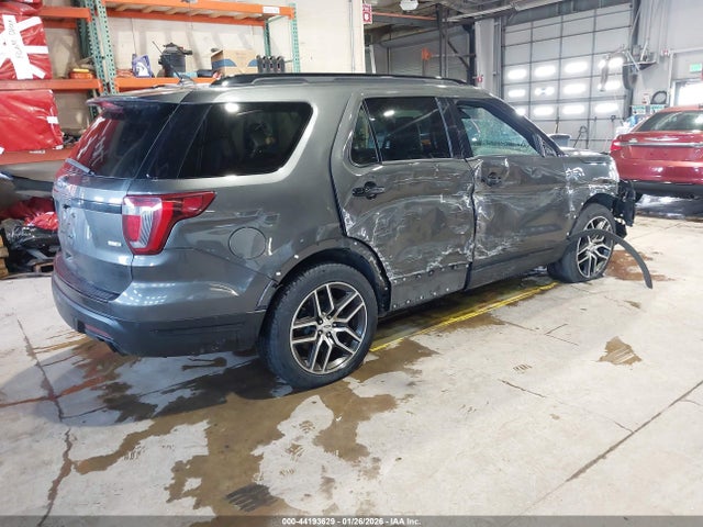Ford EXPLORER SPORT 2018 1FM5K8GT2JGB29358 Image 4