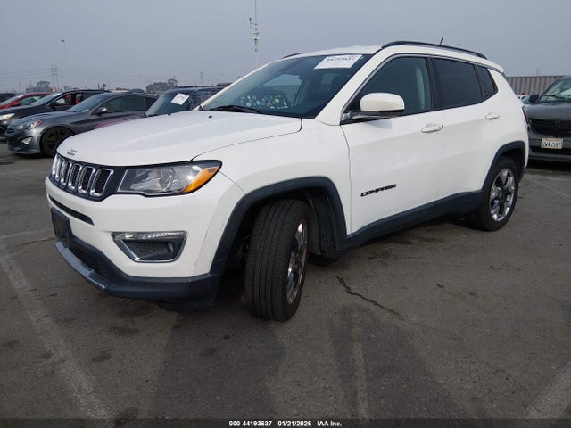 3C4NJCCB1LT179920 Jeep Compass Limited Fwd