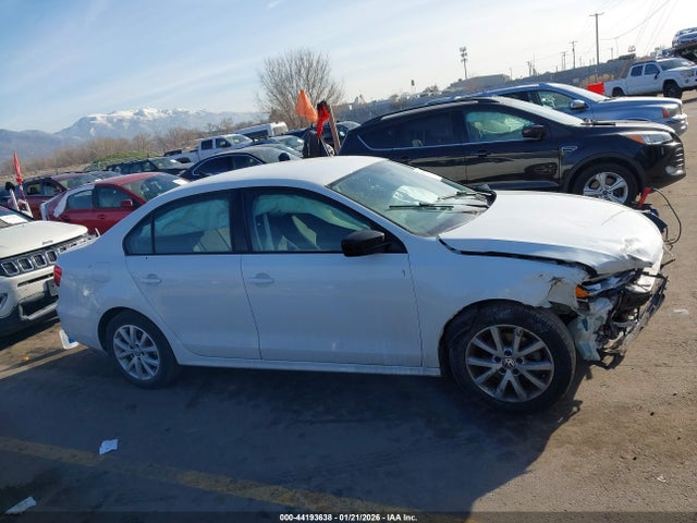 3VWD17AJ1FM412428 Volkswagen Jetta 1.8t Se