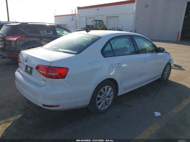 3VWD17AJ1FM412428 Volkswagen Jetta 1.8t Se