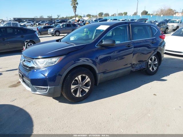 Honda CR-V LX 2017 7FARW5H37HE010950 Image 2