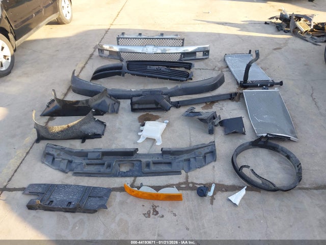 1GTW7AFP1R1102284 GMC Savana Cargo Rwd 2500 Regular Wheelbase Work Van