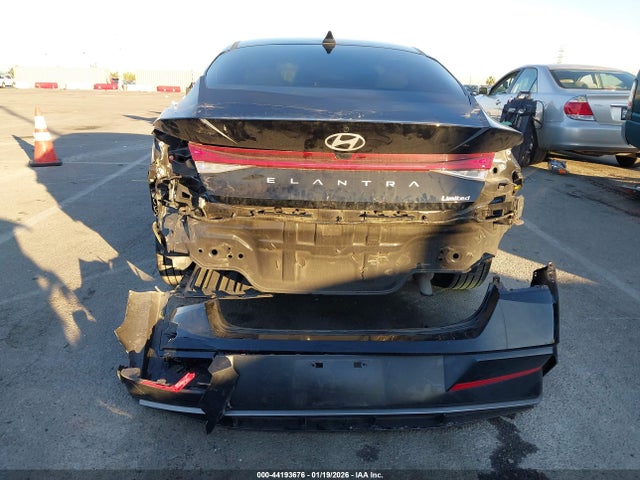 Hyundai Elantra Limited 2025 KMHLP4DG2SU895795 Image 17
