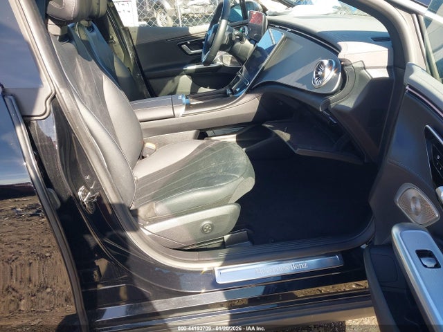 2023 MERCEDES-BENZ EQE 350 W1KEG2BB3PF014838 Photo 4