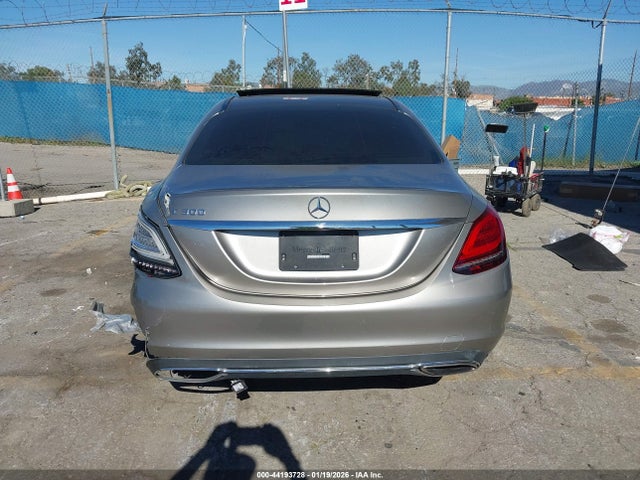55SWF8DB0KU283019 Mercedes-Benz C 300