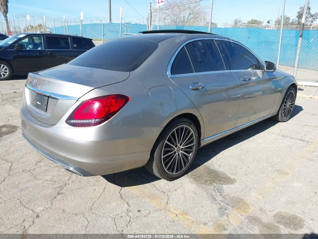 55SWF8DB0KU283019 Mercedes-Benz C 300