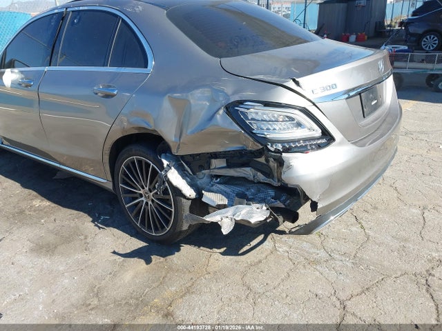 55SWF8DB0KU283019 Mercedes-Benz C 300