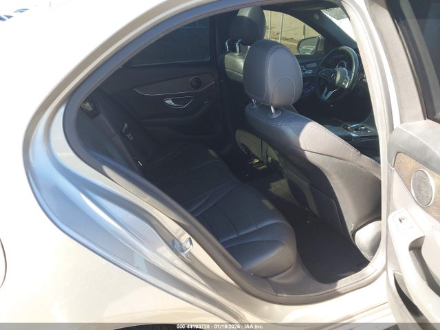 55SWF8DB0KU283019 Mercedes-Benz C 300