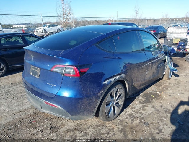 2023 TESLA MODEL Y 7SAYGAEE6PF683829 Photo 3