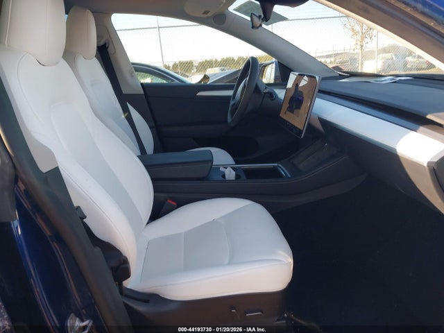 2023 TESLA MODEL Y 7SAYGAEE6PF683829 Photo 4