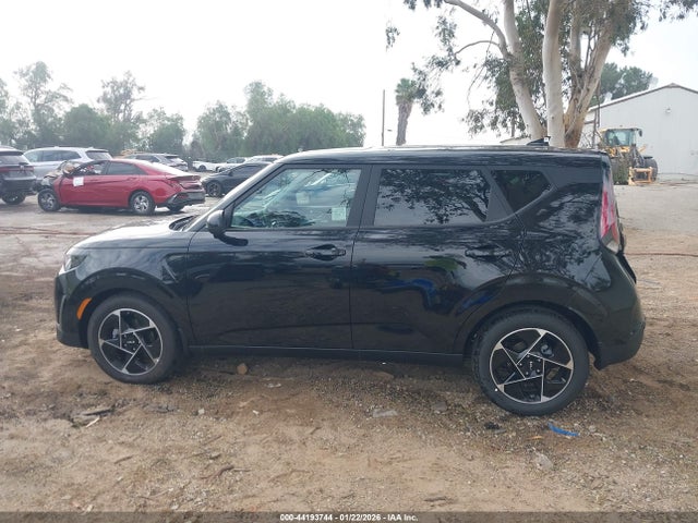 KNDJ33AU8S7956190 KIA SOUL EX
