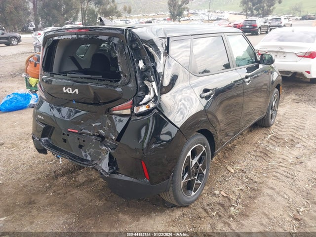 KNDJ33AU8S7956190 KIA SOUL EX