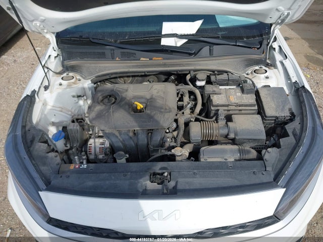 3KPF24AD1RE748743 KIA Forte Lxs