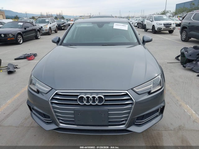WAUKMAF49JA065824 Audi A4 2.0t Tech Ultra Premium/2.0t Ultra Premium
