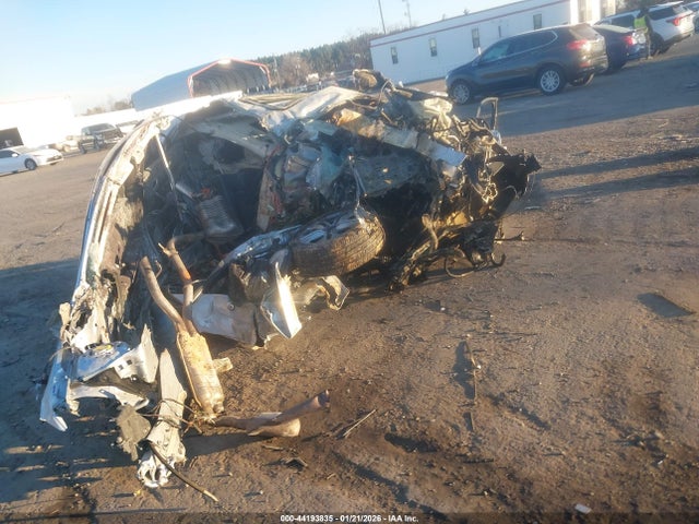 2011 MERCEDES-BENZ E 350 WDDHF8HB5BA501894