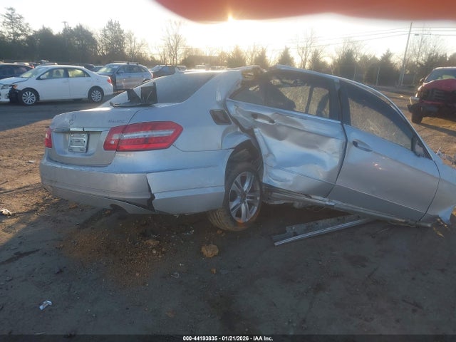 2011 MERCEDES-BENZ E 350 WDDHF8HB5BA501894 Photo 3