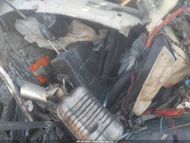 2011 MERCEDES-BENZ E 350 WDDHF8HB5BA501894 Photo 7