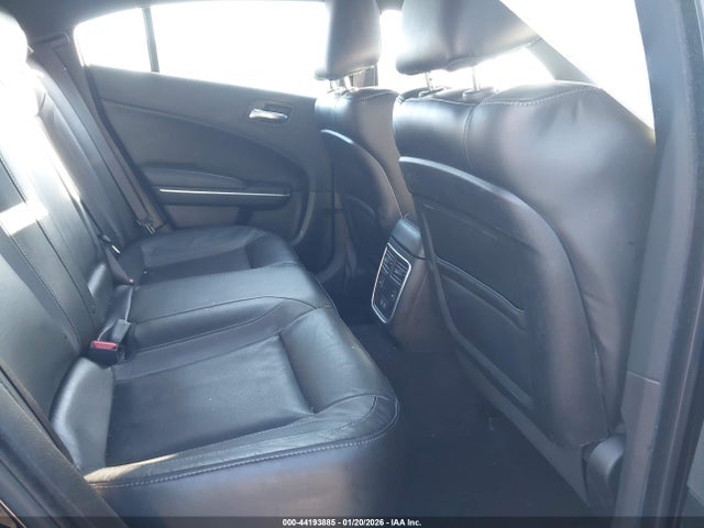44193885 :رقم المزاد ، 2C3CDXBG7NH201535 vin ، 2022 Dodge Charger Sxt Rwd مزاد بيع