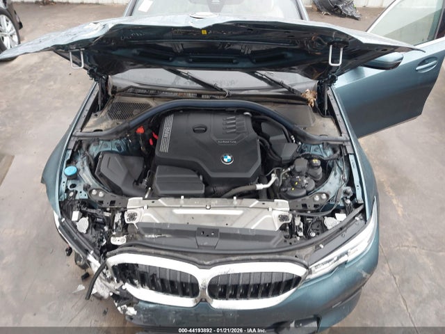 2021 Bmw 330i მანქანა იყიდება აუქციონზე, vin: 3MW5R1J04M8B70452, აუქციონის ნომერი: 44193892