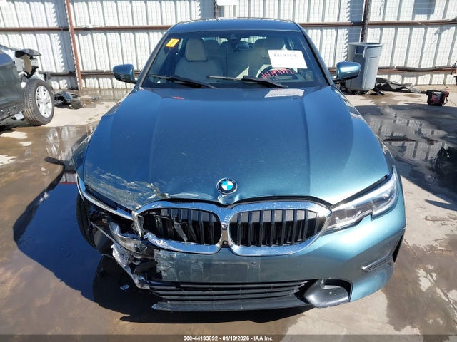 2021 Bmw 330i მანქანა იყიდება აუქციონზე, vin: 3MW5R1J04M8B70452, აუქციონის ნომერი: 44193892