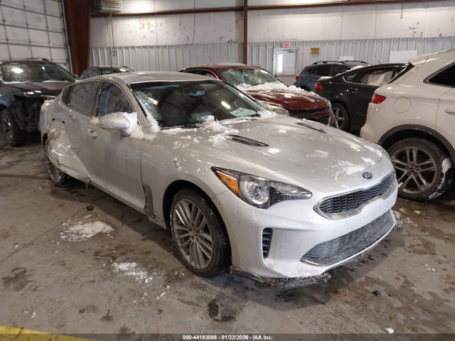 2018 KIA STINGER KNAE15LA5J6012337