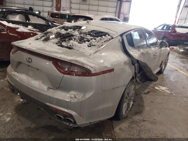 2018 KIA STINGER KNAE15LA5J6012337 Photo 3