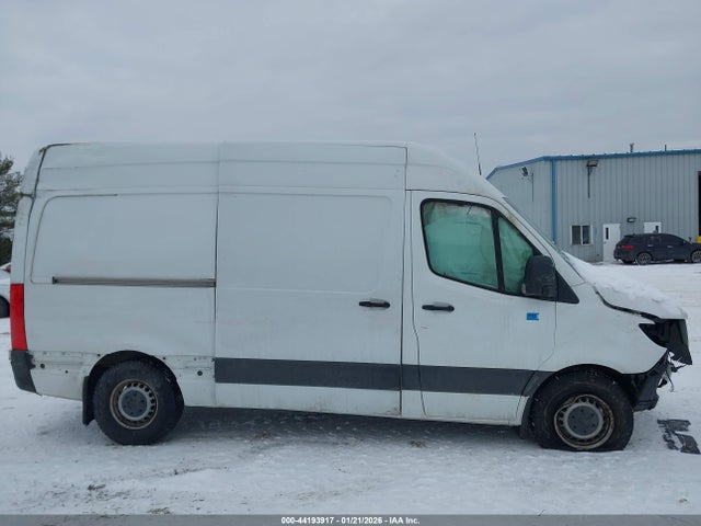 Продаж на аукціоні авто 2022 Mercedes-benz Sprinter 2500 Standard Roof V6, vin: W1Y4EBHY3NT110146, номер лоту: 44193917