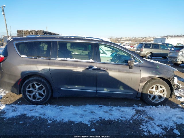 2C4RC1EG1HR647700 Chrysler Pacifica Touring-l Plus
