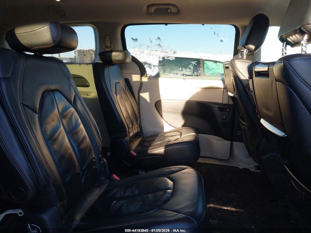 2C4RC1EG1HR647700 Chrysler Pacifica Touring-l Plus