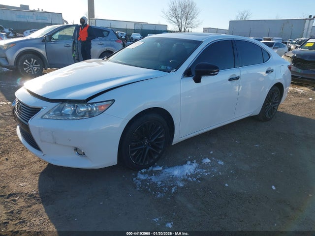 Lexus Es 350 Crafted Line 2015 JTHBK1GG7F2176597 Image 2