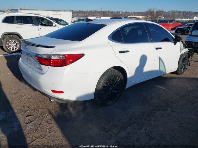 Lexus Es 350 Crafted Line 2015 JTHBK1GG7F2176597 Image 4