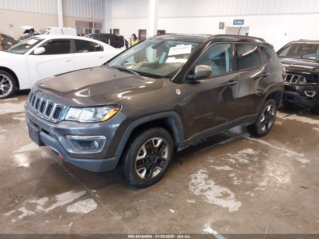 44194004 :رقم المزاد ، 3C4NJDDBXJT174880 vin ، 2018 Jeep Compass Trailhawk 4x4 مزاد بيع