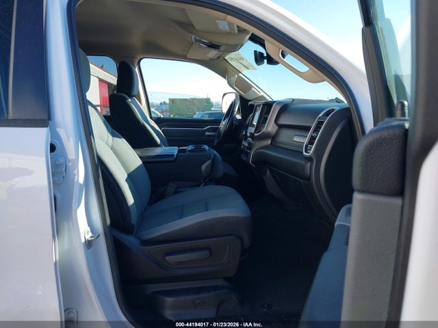 Aukcja sprzedaży 2020 Ram 1500 Big Horn  4x4 5'7 Box, vin: 1C6SRFFM1LN372182, numer aukcji: 44194017