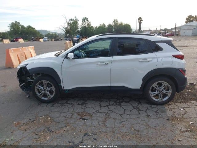 KM8K62AB5NU926411 Hyundai Kona Sel