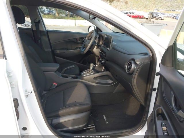 KM8K62AB5NU926411 Hyundai Kona Sel