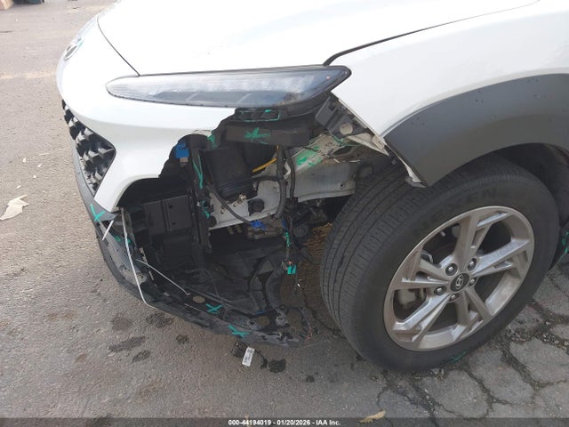 KM8K62AB5NU926411 Hyundai Kona Sel