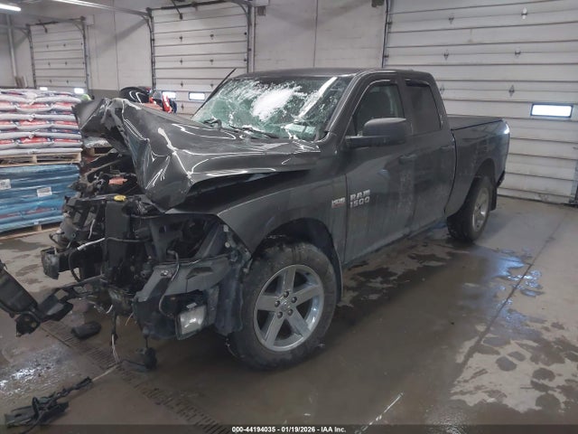 Продажа на аукционе авто 2017 Ram 1500 Express  4x4 6'4 Box, vin: 1C6RR7FT8HS798794, номер лота: 44194035